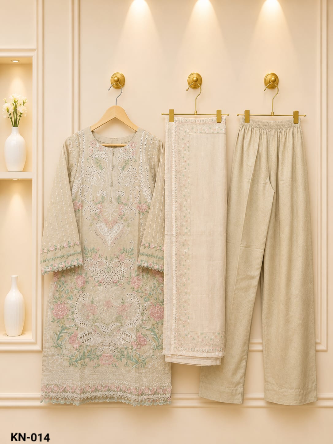 *LUXURY LAWN* *COLLECTION* ✨