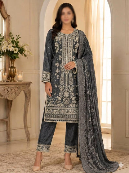 *LUXURY LAWN* *COLLECTION* ✨